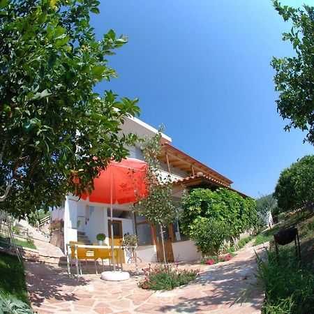 Natural Holiday Houses Ksamil Exterior foto