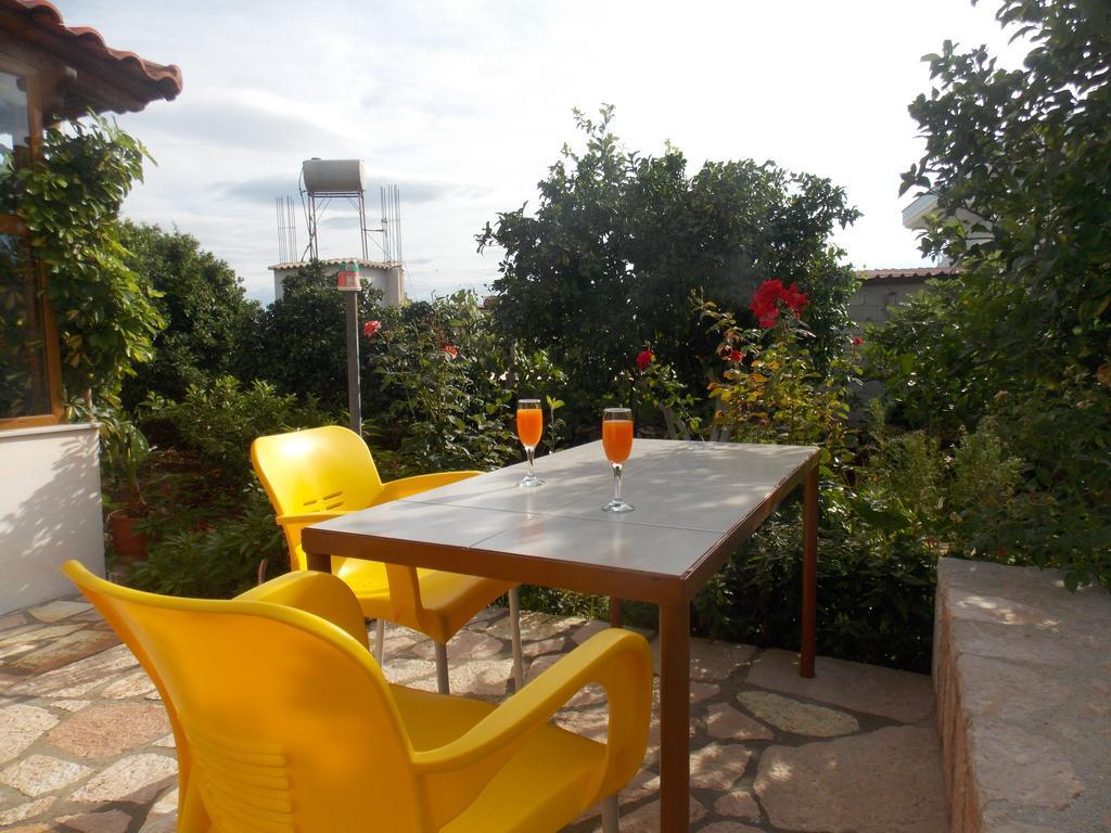 Natural Holiday Houses Ksamil Exterior foto