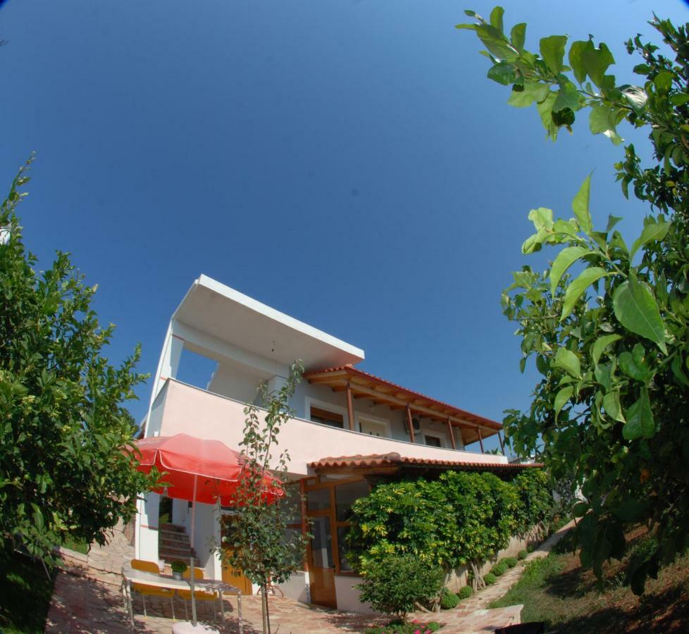 Natural Holiday Houses Ksamil Exterior foto