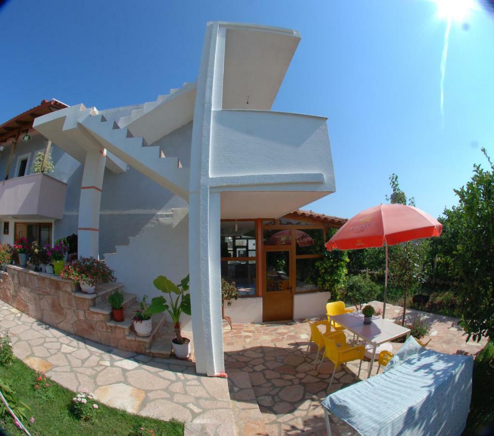 Natural Holiday Houses Ksamil Exterior foto