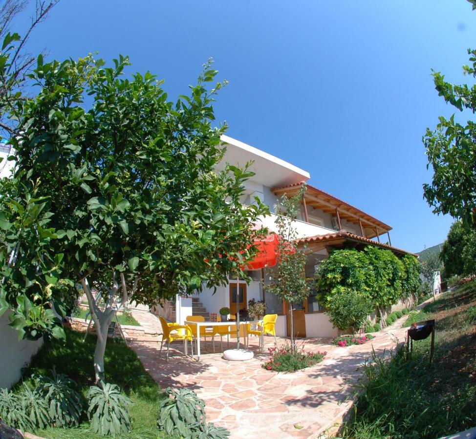 Natural Holiday Houses Ksamil Exterior foto